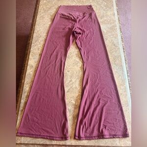 Sunzel flare leggings